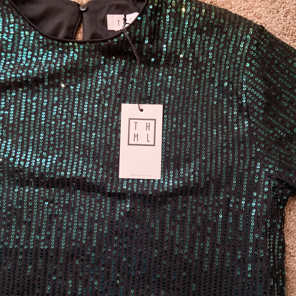 THML cropped sequin top - Picture 5 of 6